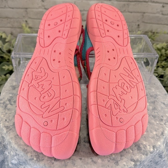 NEWTZ Pink&Blue Citrus Watershoes Rubber BumpToe Summer Play Shoes Girls 4/5 New - Picture 8 of 11